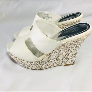 Jennifer lopez  wedges